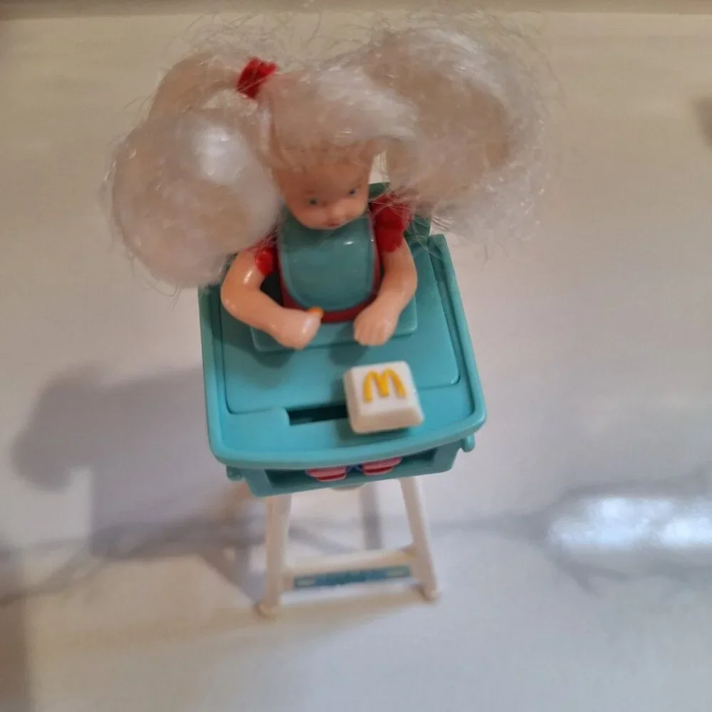 1998 Mattel Kelly Barbie High Chair McDonalds Moves Happy Meal Hair Burger‎ Toy